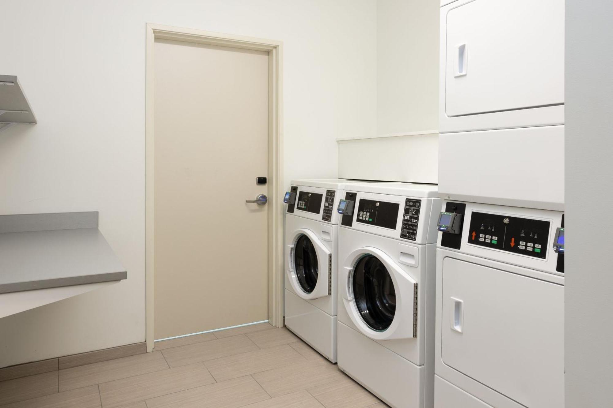 Springhill Suites By Marriott Pleasanton Eksteriør billede