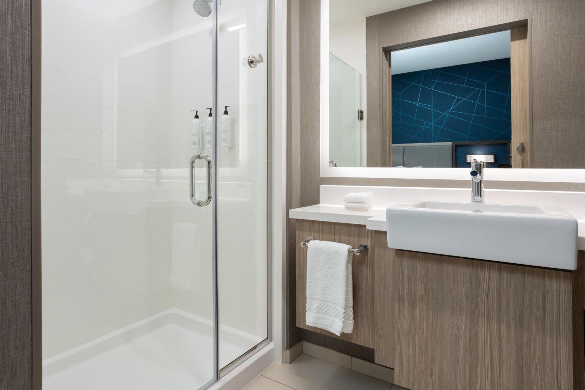 Springhill Suites By Marriott Pleasanton Eksteriør billede