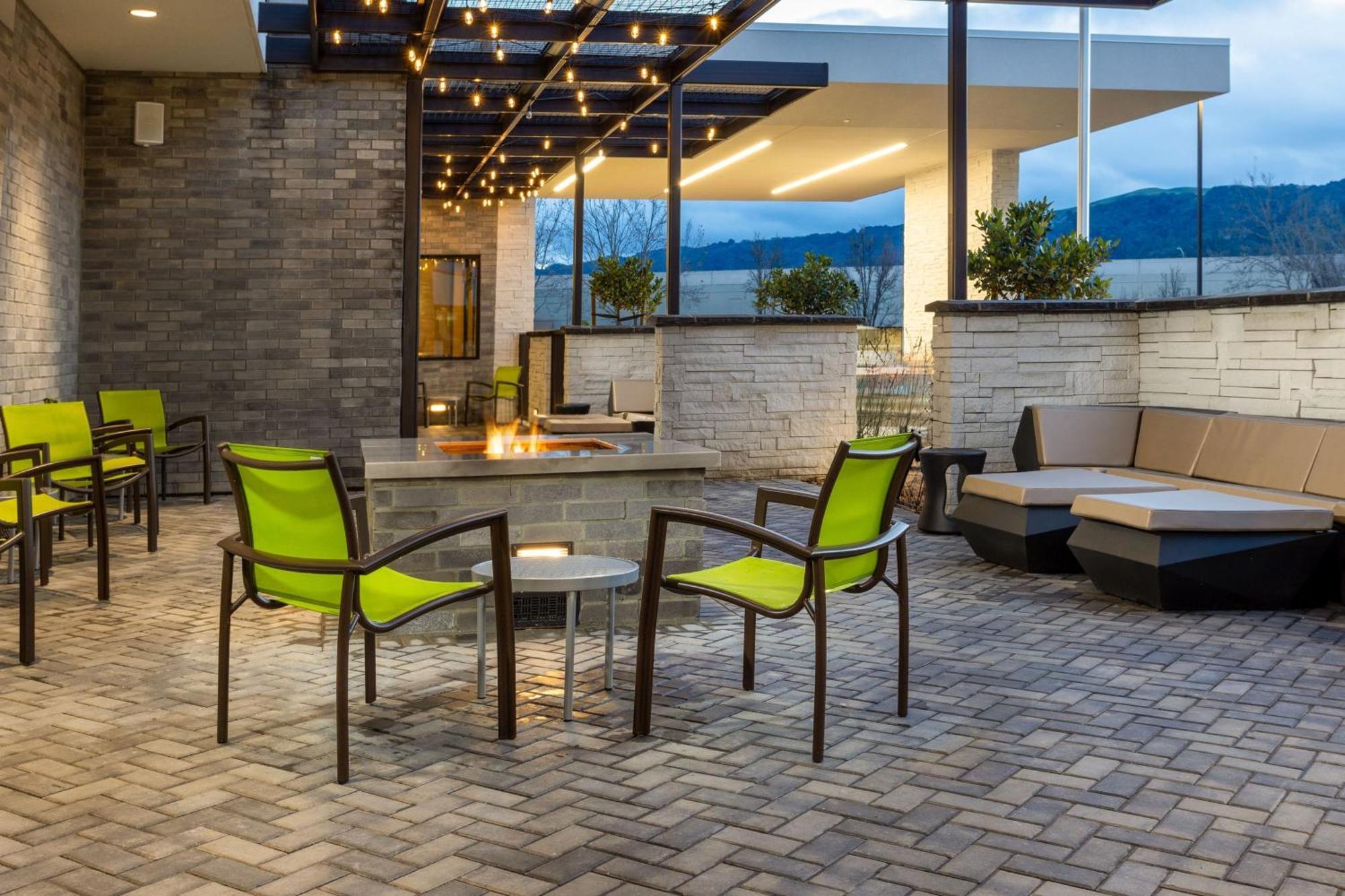 Springhill Suites By Marriott Pleasanton Eksteriør billede
