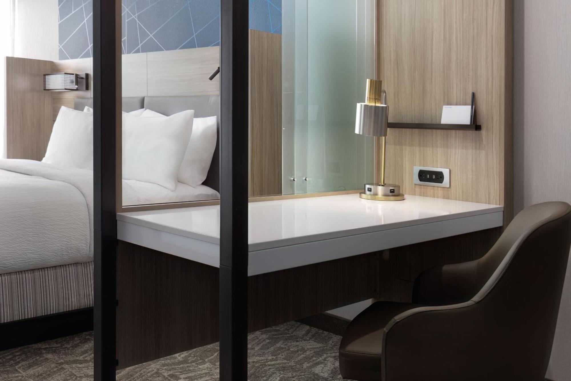 Springhill Suites By Marriott Pleasanton Eksteriør billede