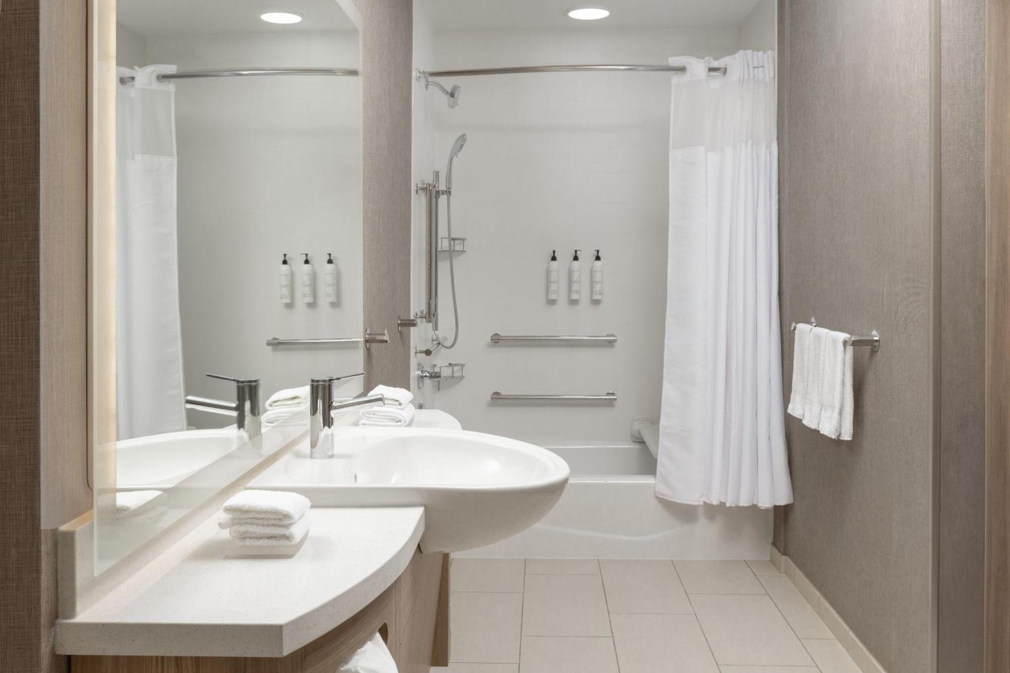 Springhill Suites By Marriott Pleasanton Eksteriør billede
